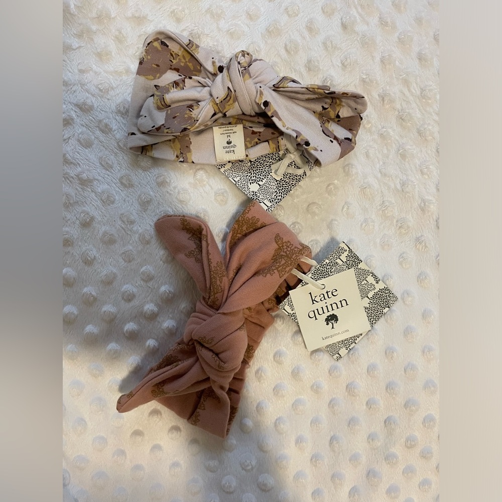 Kate Quinn bows